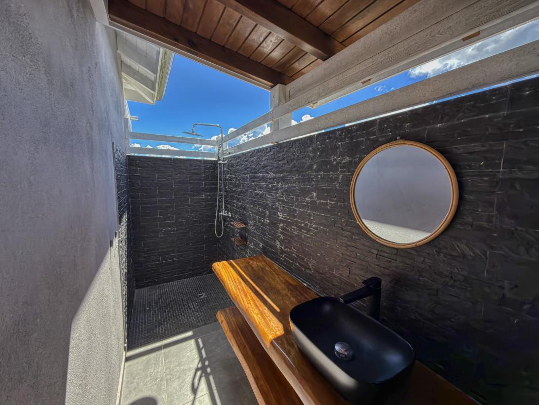 36.Location villa avec piscine Saint François Guadeloupe